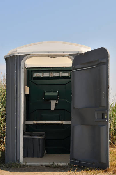 Portable bathroom rental in Phoenix, OR